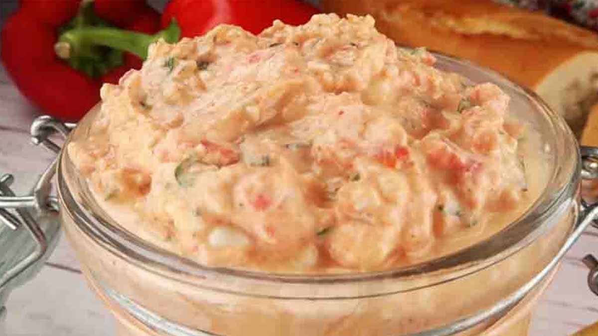 Crème de poivron rouge onctueuse et délicieuse pour la garniture